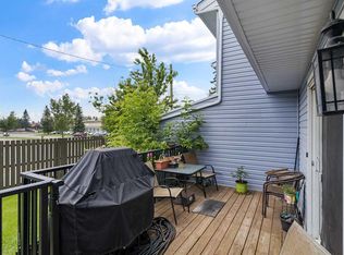 195 N Manora Pl NE #3, Calgary, AB T2A5J8