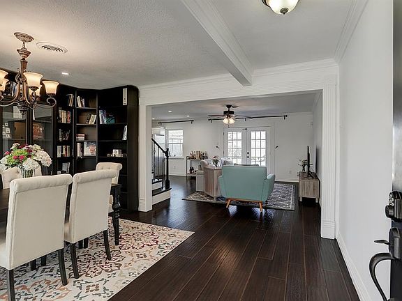 2nd image of 5814 Ettrick Dr