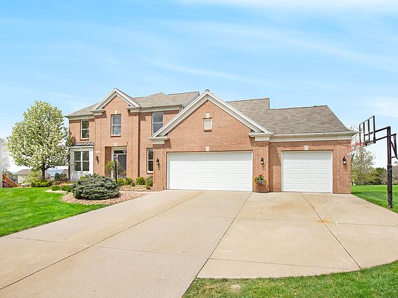 3rd image of 7401 Crystal View Dr SE
