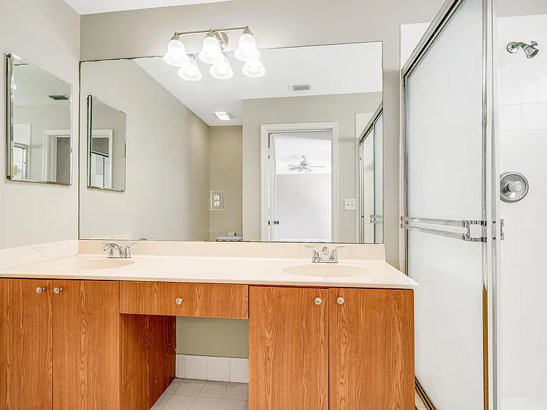 7787 Springfield Lake Dr — Photo 17