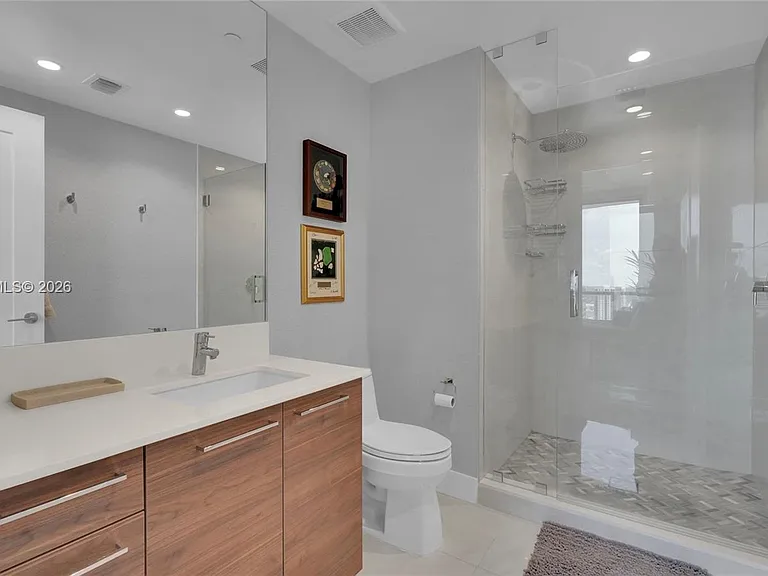 100 E Las Olas Blvd #2802 — Photo 25