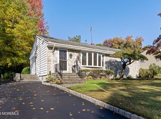 7 Rosewood Ter, Middletown, NJ 07748