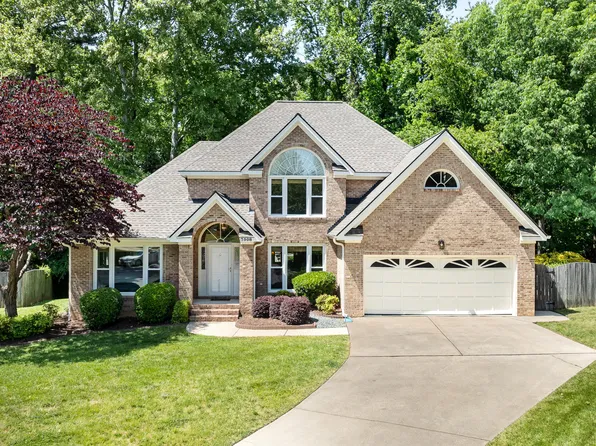 7508 Venture Ct, Raleigh, NC 27615