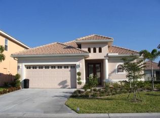 9680 Las Casas Dr, Fort Myers, FL 33919