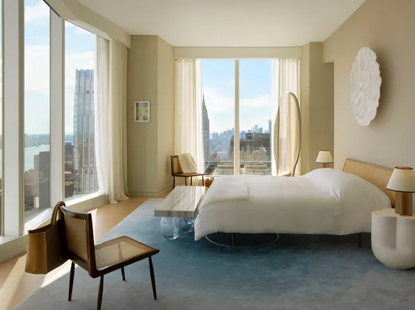 100 East 53rd Street image 8 of 21