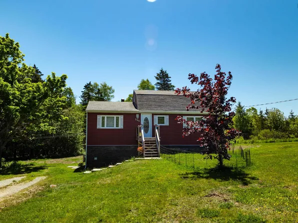 596 New Edinburgh Rd, Clare, NS B0W 3T0