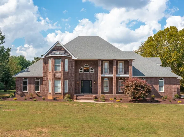 2310 Black Fox Ct, Murfreesboro, TN 37127