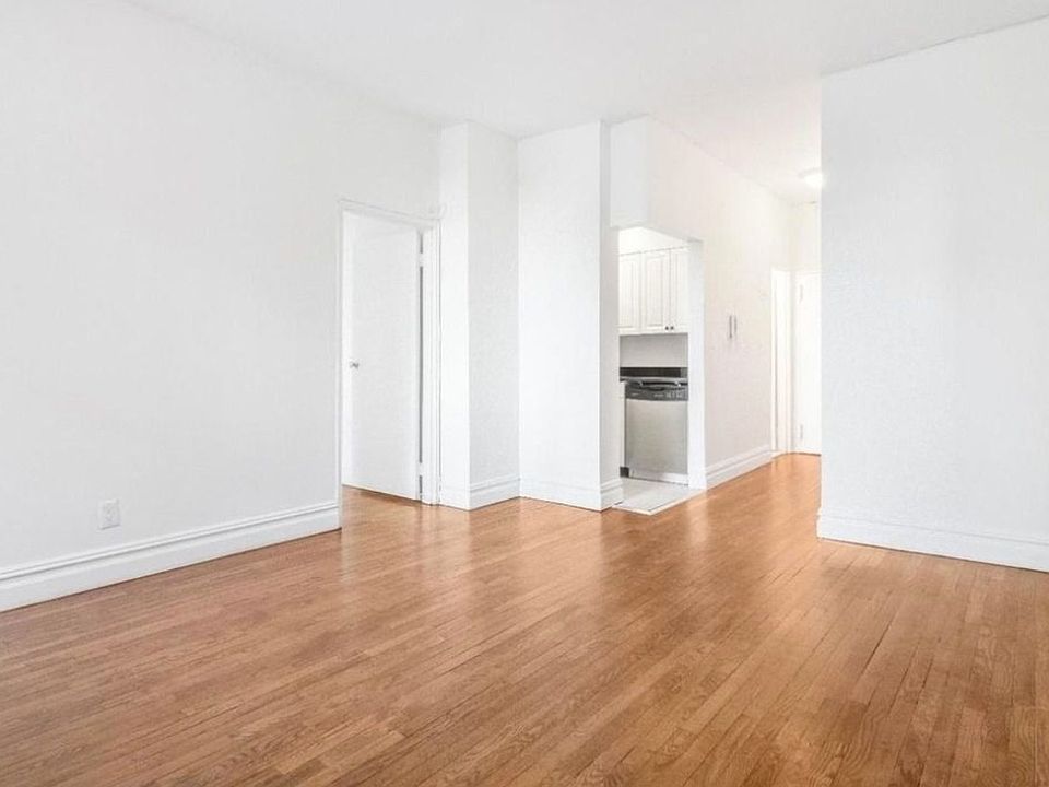 1st image of 154 W 70th St APT 6M