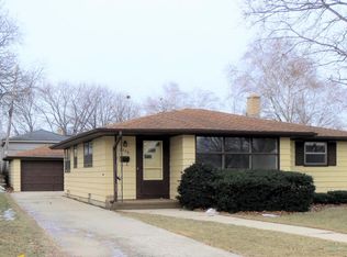 6058 41st Ave, Kenosha, WI 53142