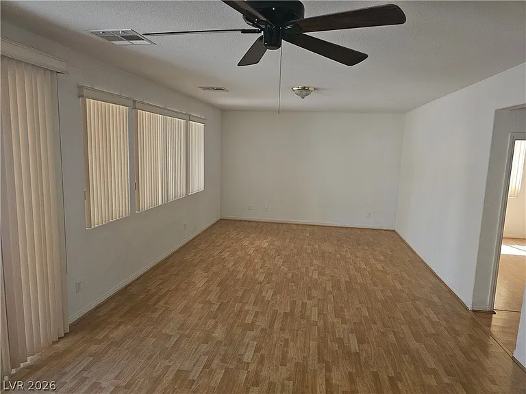 8075 Lapis Harbor Ave — Photo 3