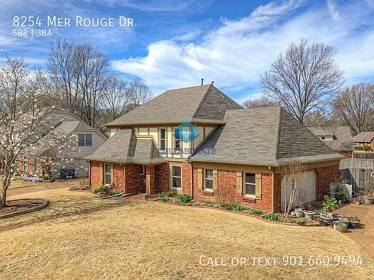 8254 Mer Rouge Dr — Photo 1