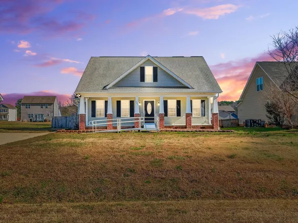 497 Tralee Dr, Smithfield, NC 27577