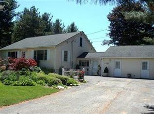 6098 Lucas Rd, Flint, MI 48506