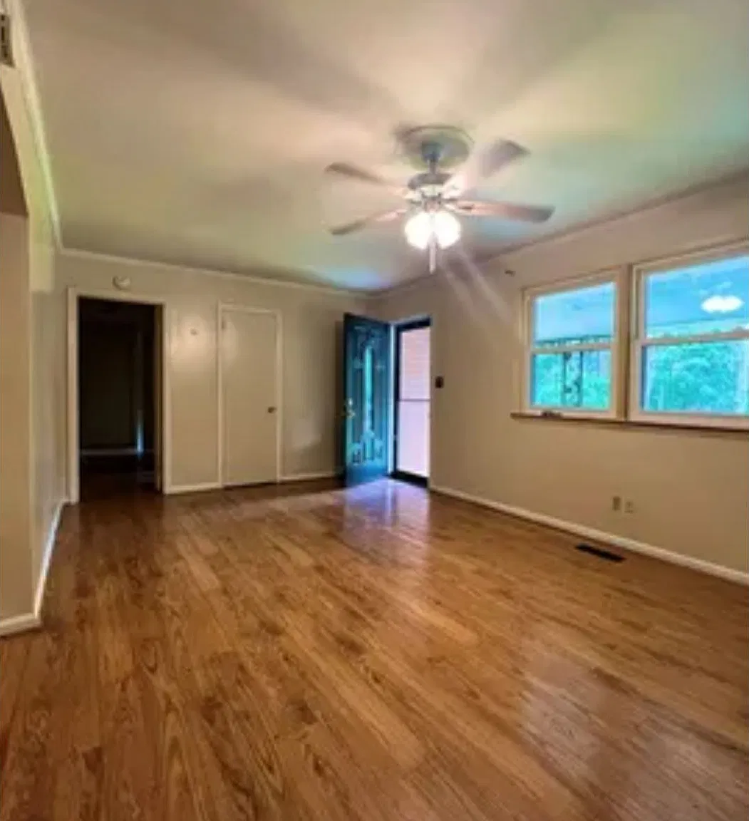 3 bed, 1328 sqft, $1,500 — Photo 4