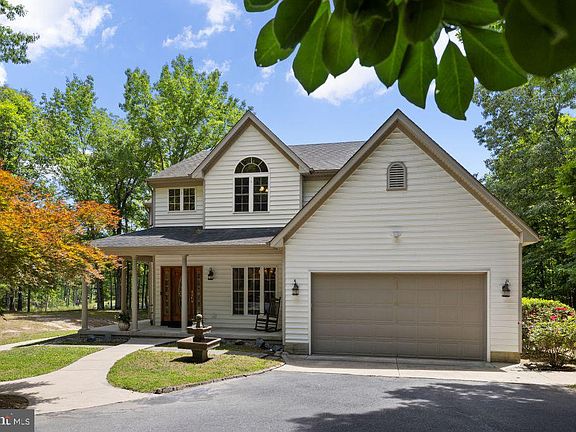 3rd image of 7601 Tributary Ct