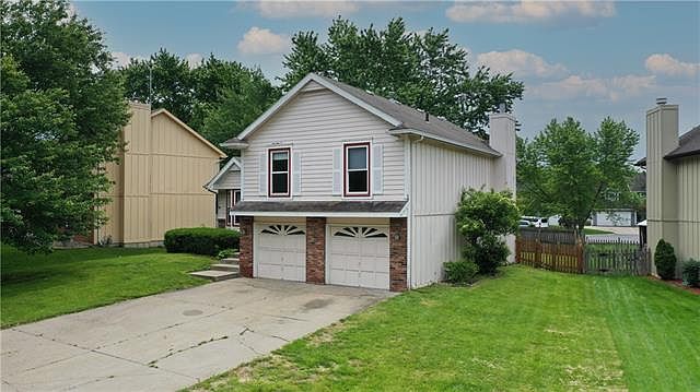 3517 Remington Ln Leavenworth Ks 66048 Zillow