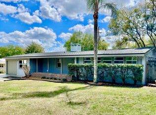 125 E Cypress Ave, Howey In The Hills, FL 34737