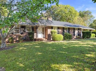 413 N 5th Ave, Winder, GA 30680