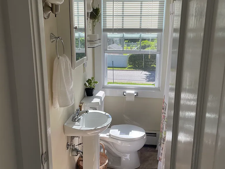25 Pearl St #2 — Photo 9
