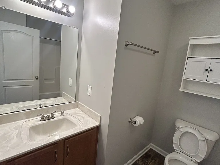 1340 Loren Cir — Photo 15
