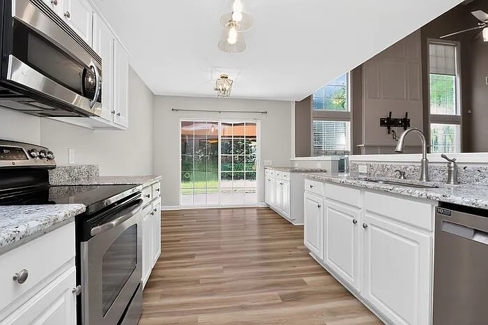 14922 Edindale Dr — Photo 6