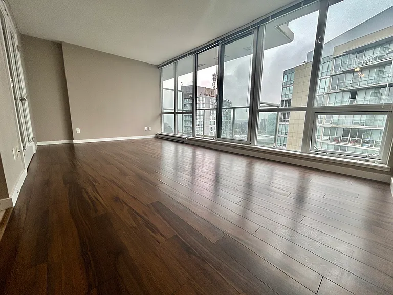 9981 Whalley Blvd #3401 — Photo 6