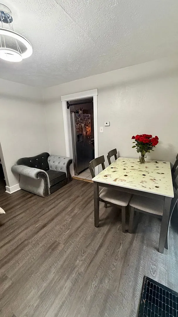 3-Bedroom Single-Family Home for Rent — Photo 4