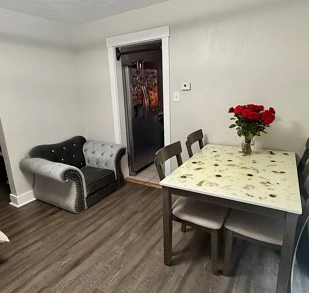 2078 Walton Ave — Photo 4