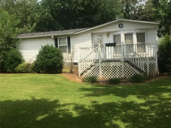 105 Gray Fox Ln, Liberty, SC 29657