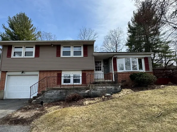 312 Hillside Rd, Elizabethtown, PA 17022