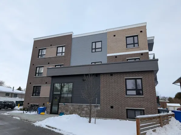 (undisclosed Address), Waterloo, ON N2L 4K1