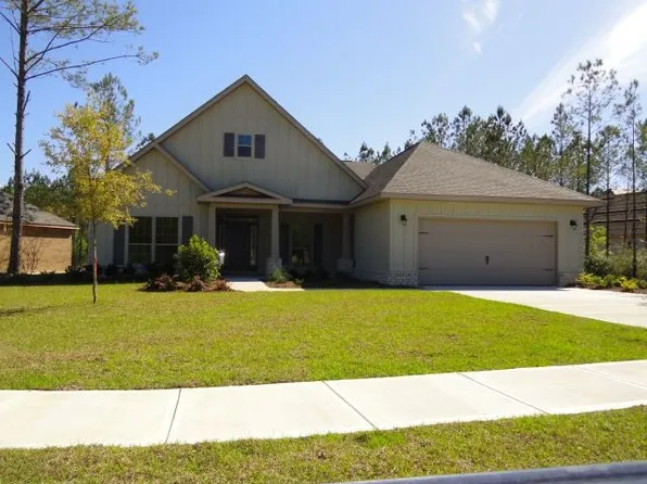 13 Secret St, Freeport, FL 32439