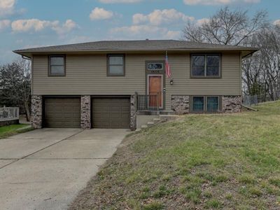 1909 SE Abbey St, Blue Springs, MO, 64014