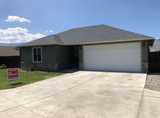 906 Fawn Cir, East Wenatchee, WA