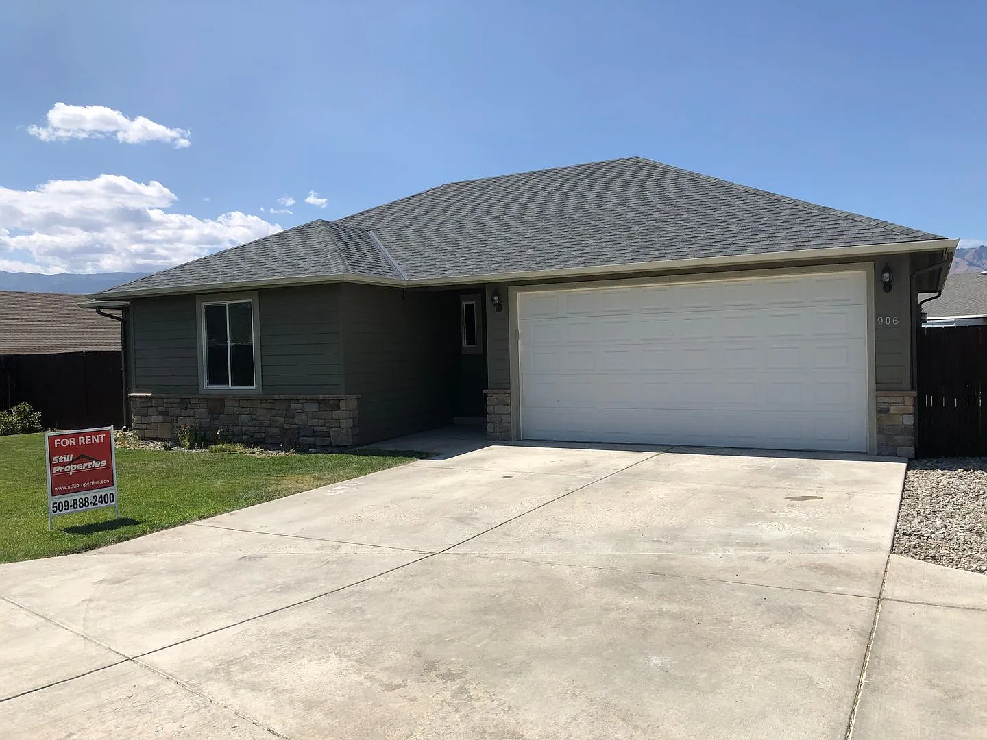 906 Fawn Cir photo 1