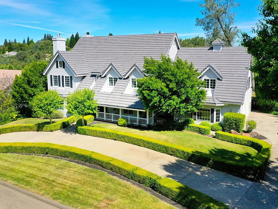 1st image of 2366 Loch Way