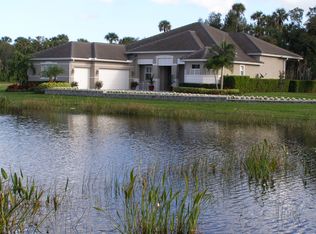 7259 SW Quiet River Ct, Stuart, FL 34997