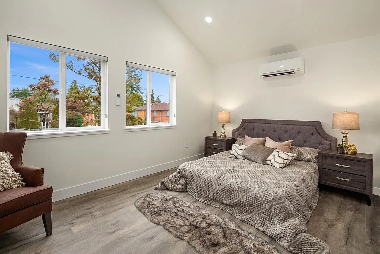2 bed, 2.5 bath, 1080 sqft, $2,800 — Photo 3