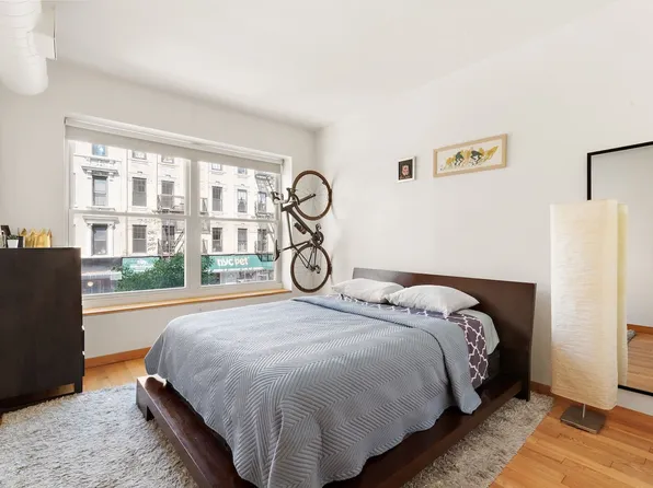 318 Knickerbocker Avenue 2A image 4 of 5