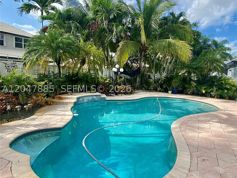 628 SW 168th Ter #0 — Photo 31