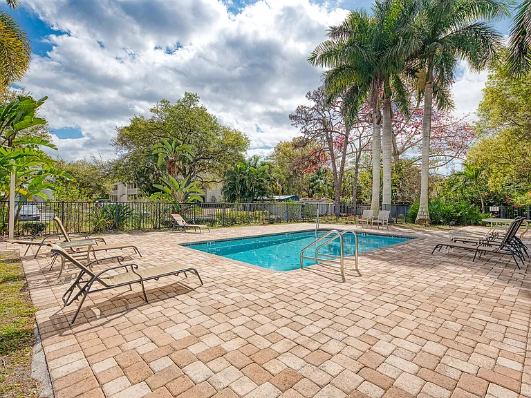 2200 Bahia Vista St #B3 — Photo 12