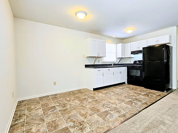 4th image of 367 W Washington Ave APT 3