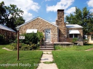 810 W 11th St, Rolla, MO 65401