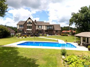 383 Meadow Wood Rd, Gadsden, AL 35901