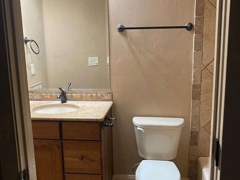 370 W 1425 N #40 — Photo 2