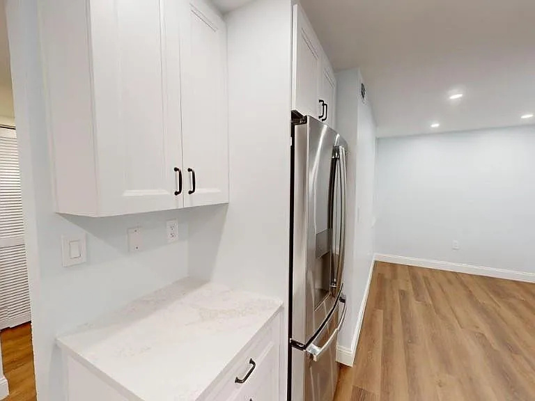 1555 S Federal Hwy #206 — Photo 3
