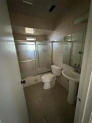 236 La Paz Dr — Photo 31