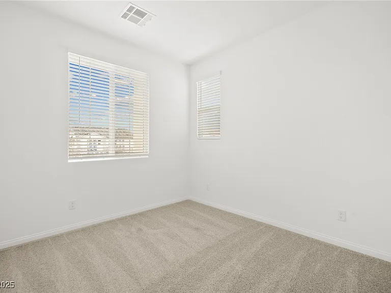 10140 Gabby Glen St — Photo 20