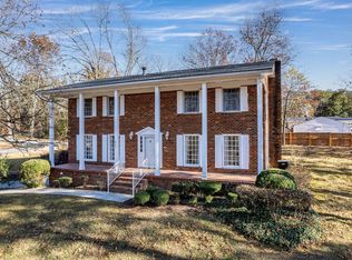 2390 Valley Hills Dr NW, Cleveland, TN 37311