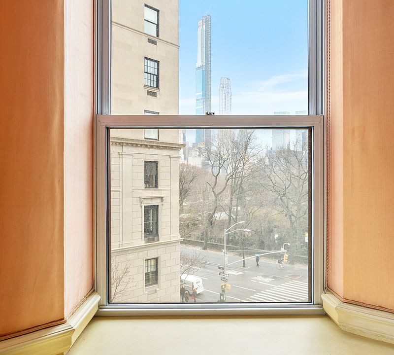 1st image of 1 E 66th St APT 5E